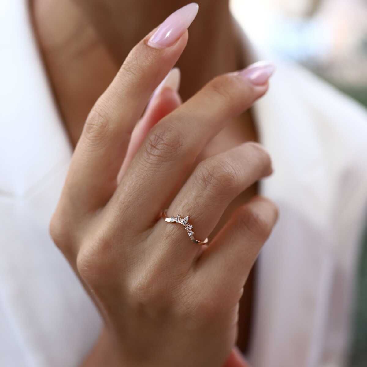 0.10 Ct Pırlanta Peak Yüzük