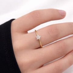 0.08 Ct Pırlanta Minimal Starling Yüzük