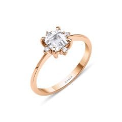 1.03 ct W. Maestro White Topaz Pırlanta Yüzük