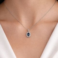 0.50 ct Pırlanta Oval London Blue Kolye