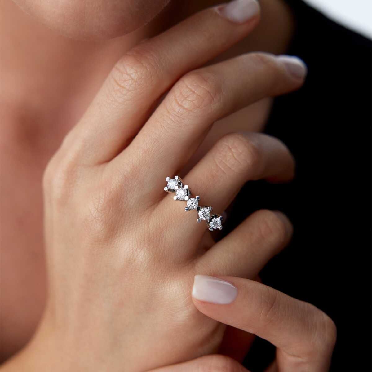 0.75 Ct Pırlanta Beştaş Yüzük