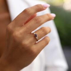 0.16 Ct Pırlanta Princess Garnet Yüzük